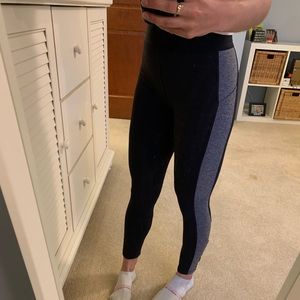 Lululemon size 6 leggings